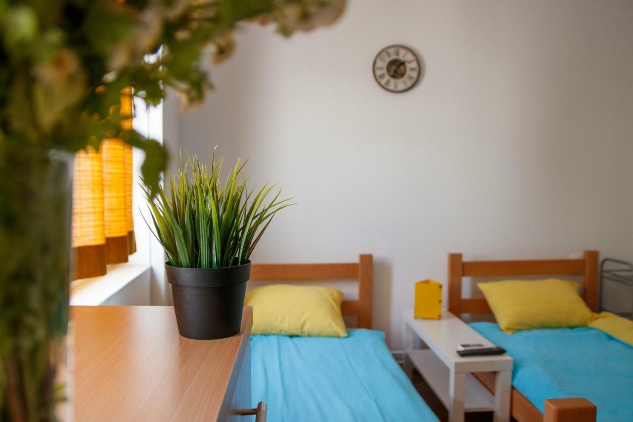 Guesthouse Night&Day Суботица Екстериор снимка